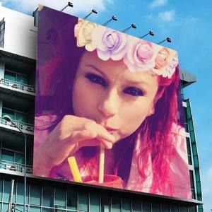 Meet your Posher, Perla